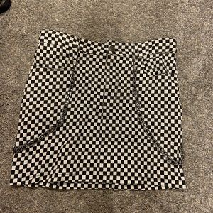 Checkered Print Race Day Skirt with Chains